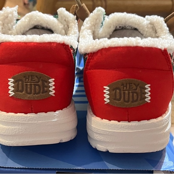 Hey Dude Wendy Ugly Sweater Faux Shear Christmas Shoes Womens Sizes 6,7,8,8,10 - Picture 2 of 2